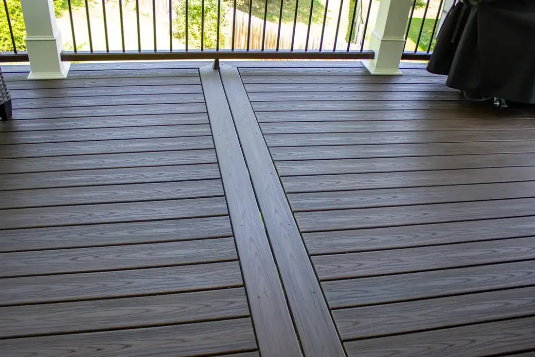 Picture-frame border and breaker board — Oasis Custom Decks